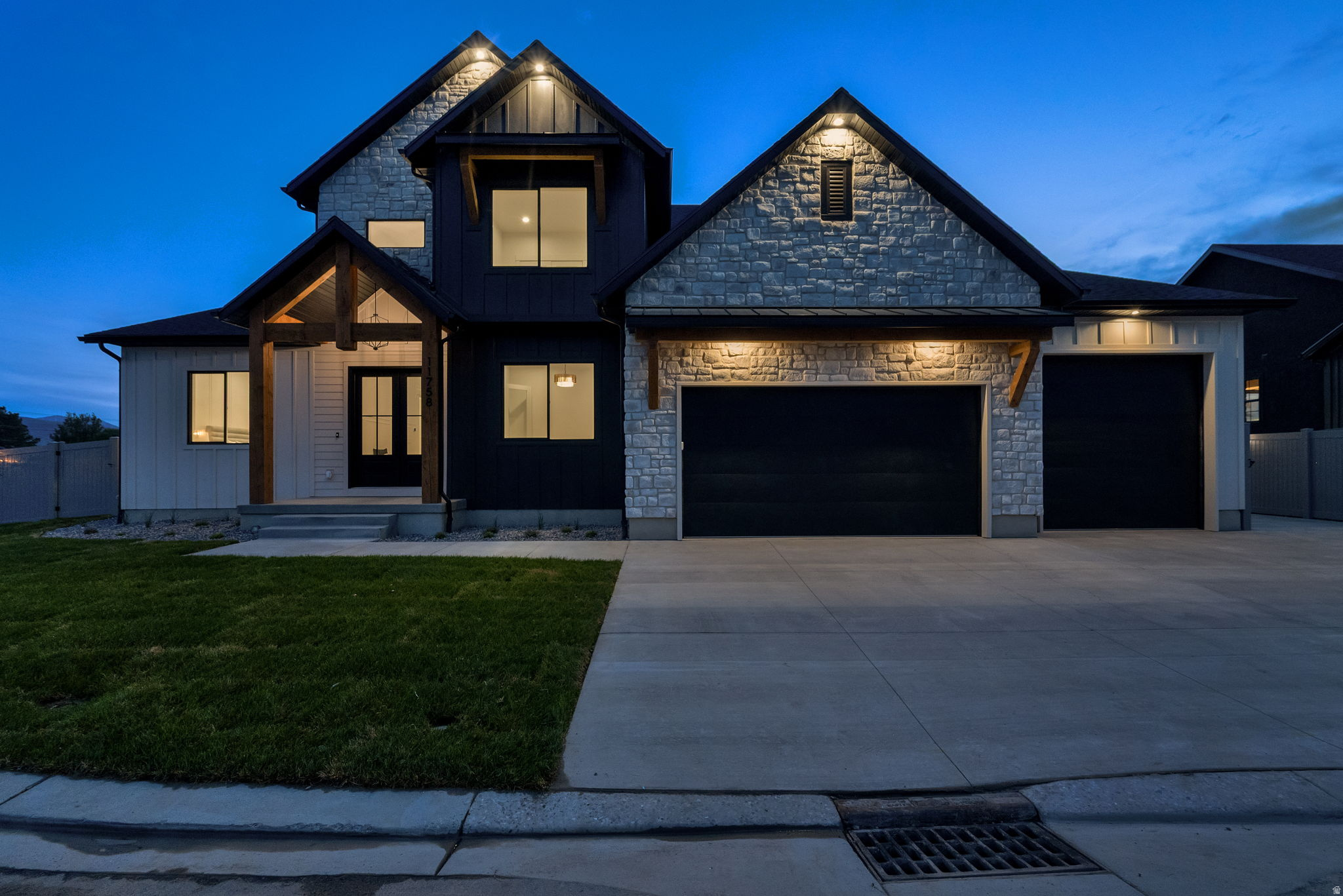 main property photo 58
