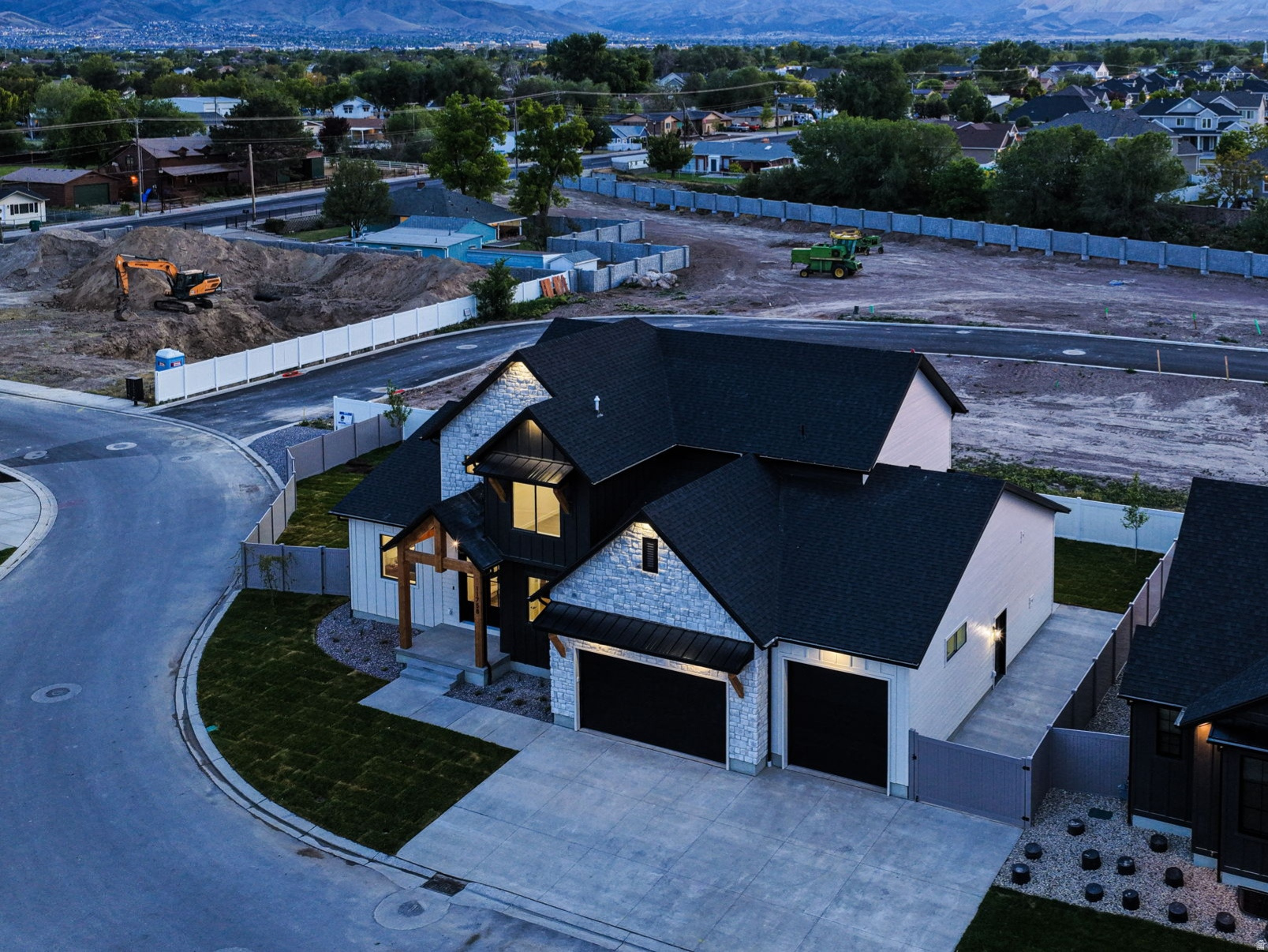 main property photo 62