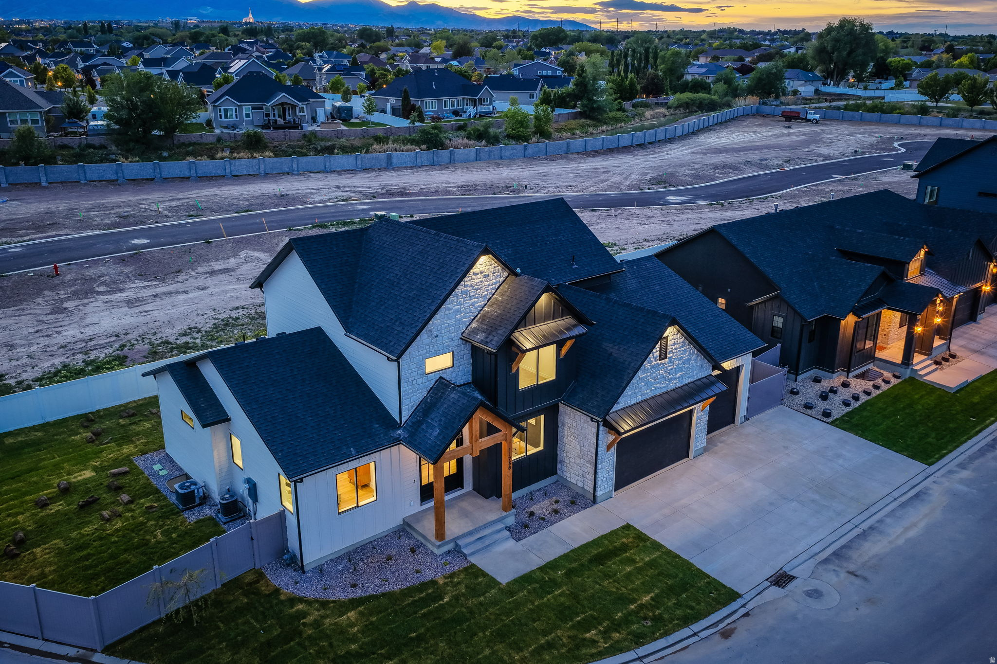 main property photo 66