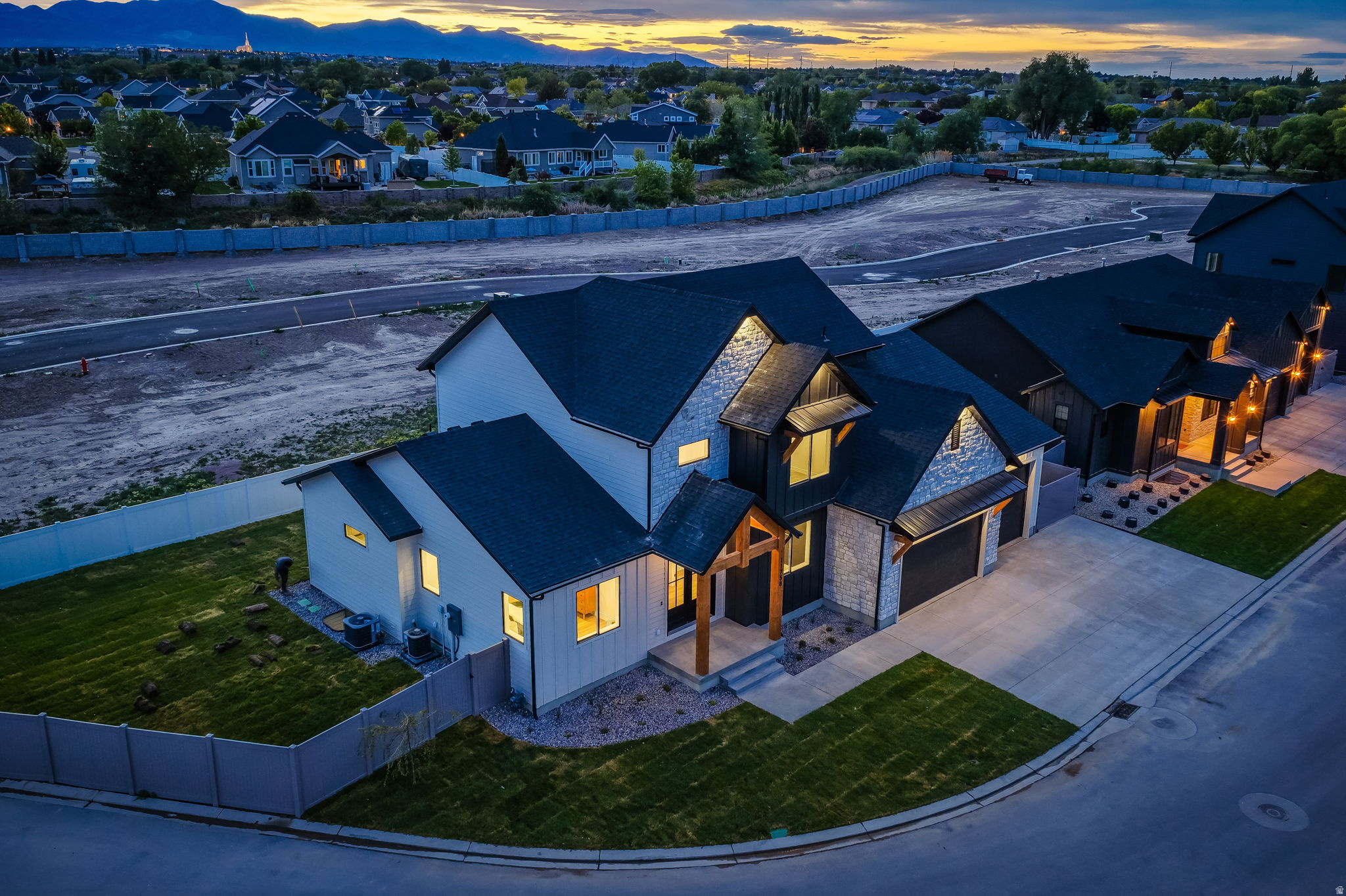 main property photo 67