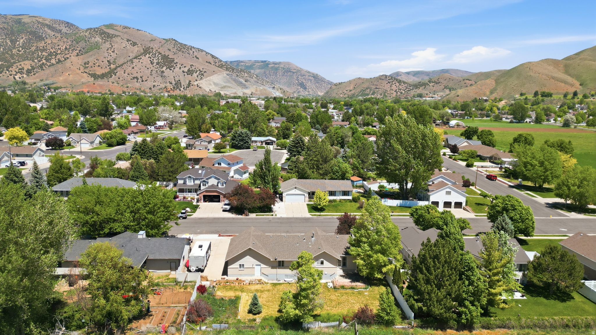 main property photo 48