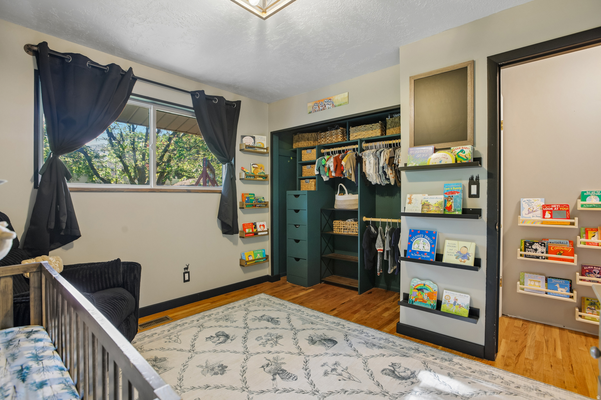 main property photo 19