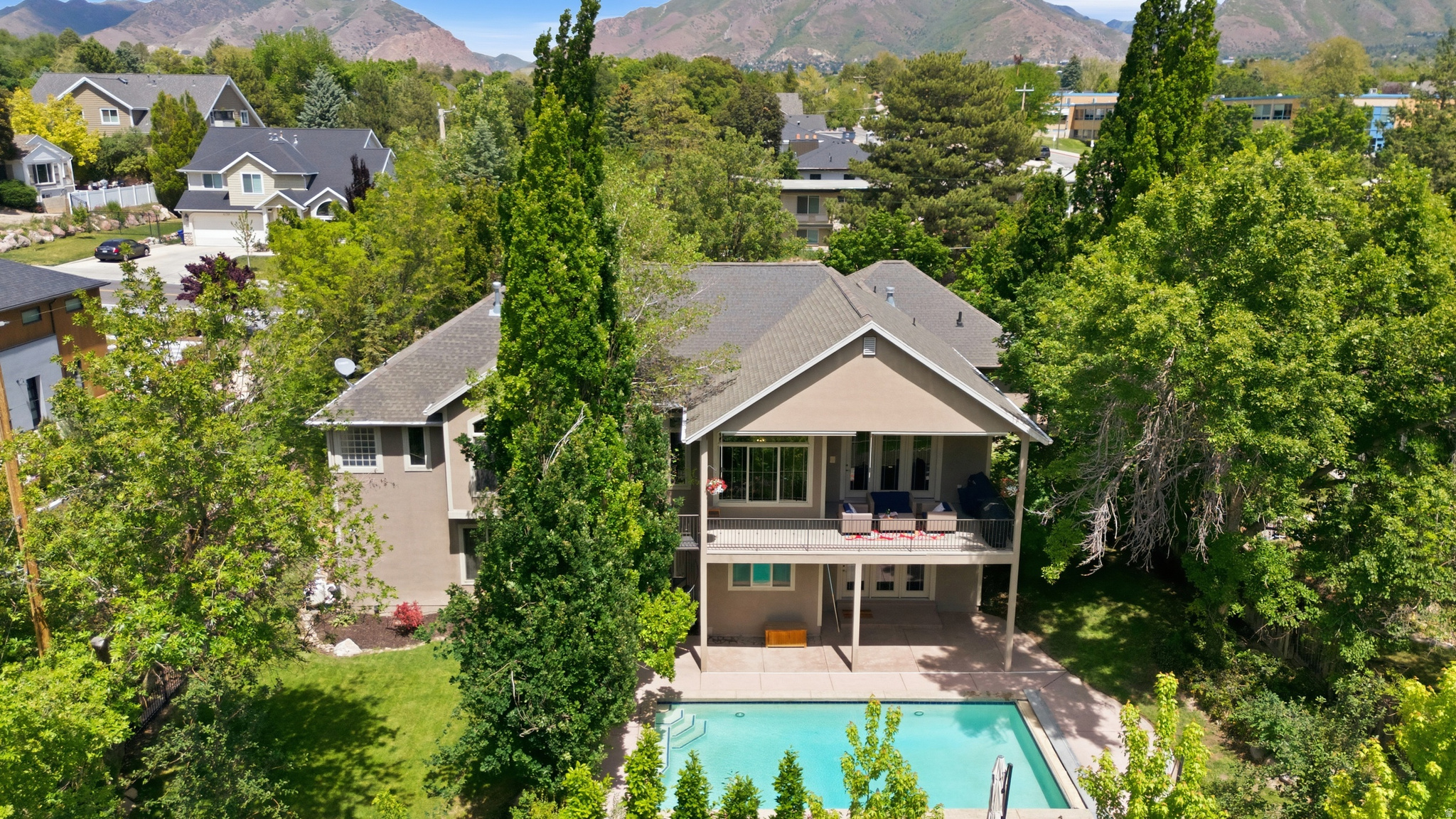 main property photo 66
