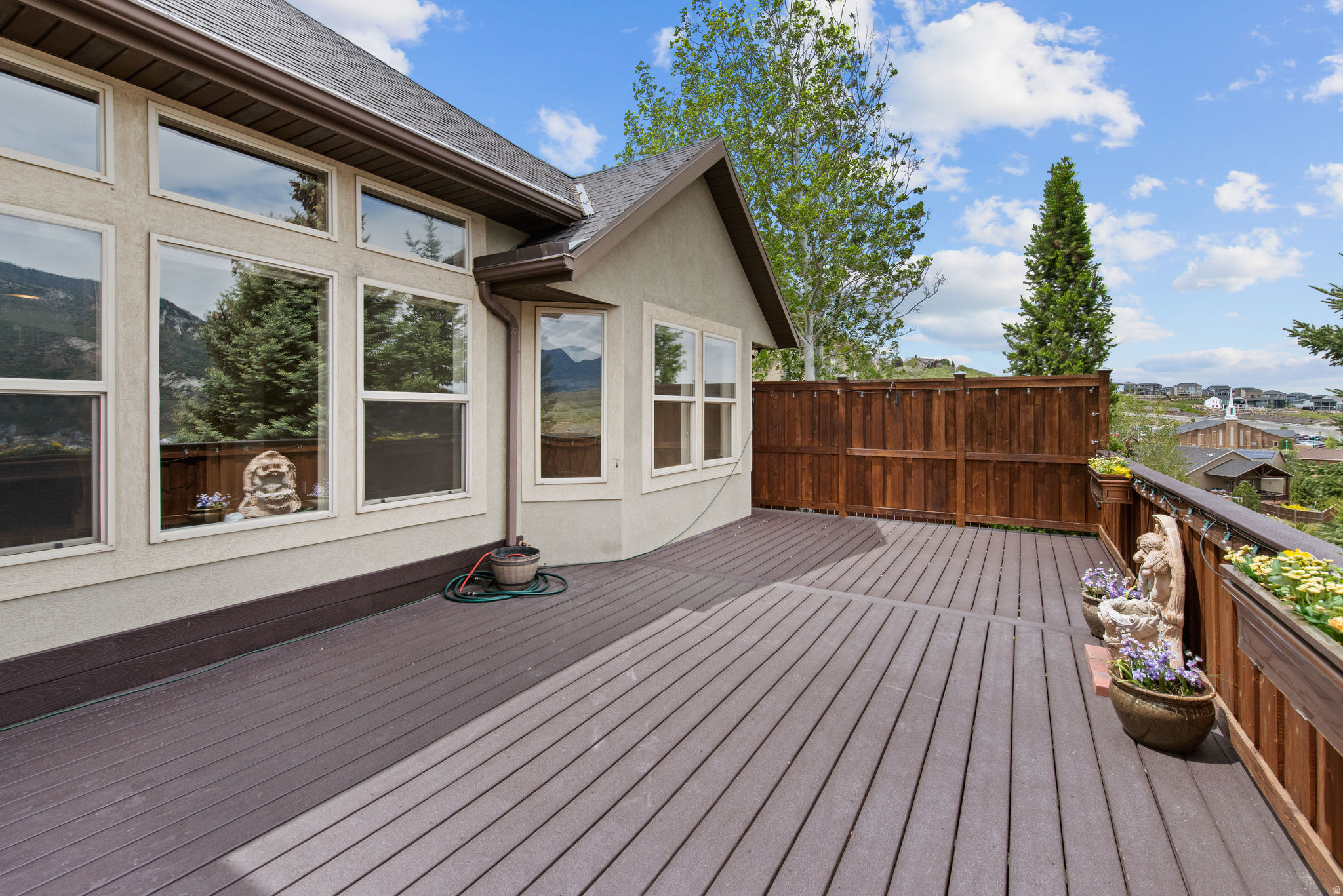 main property photo 60