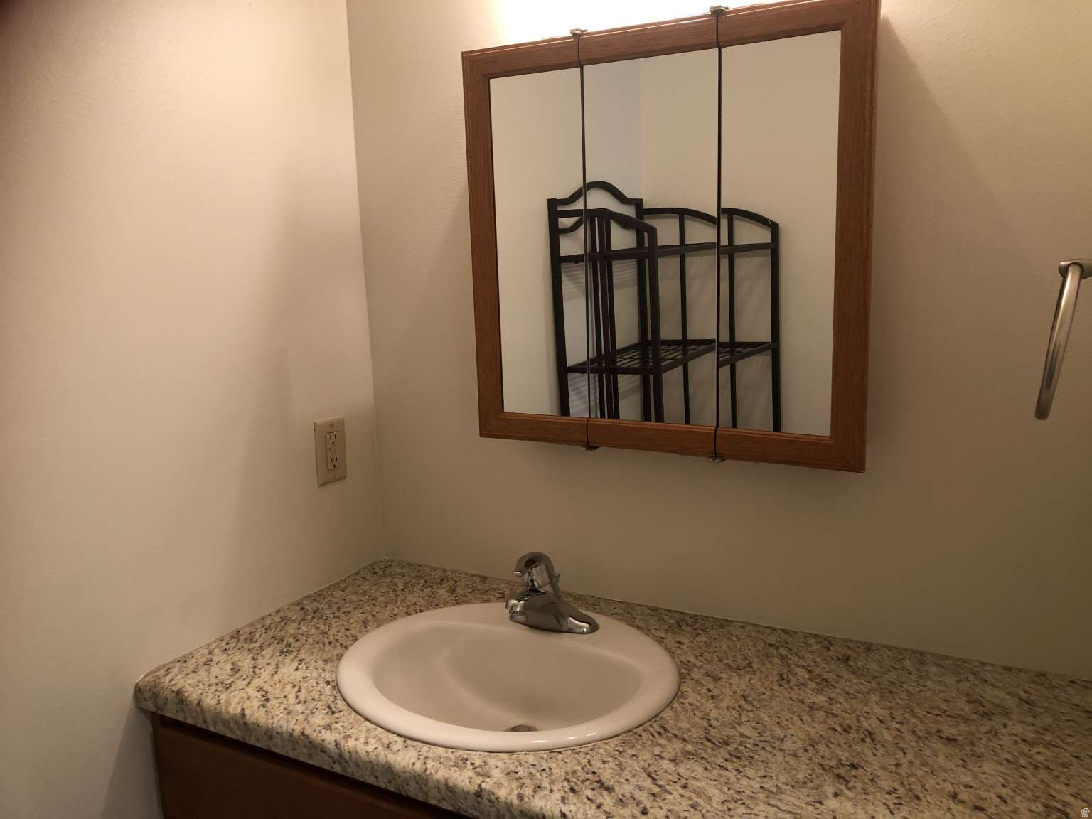 main property photo 57