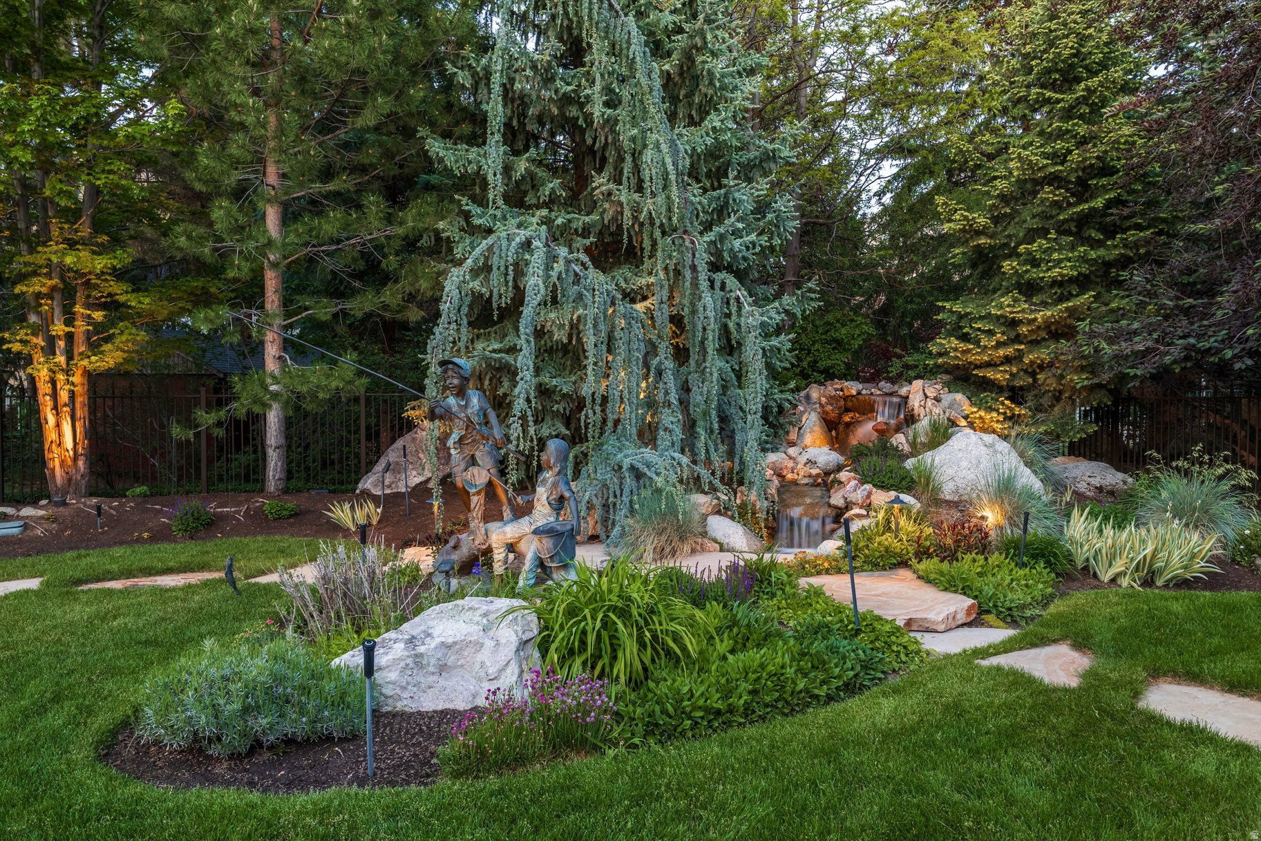 main property photo 34