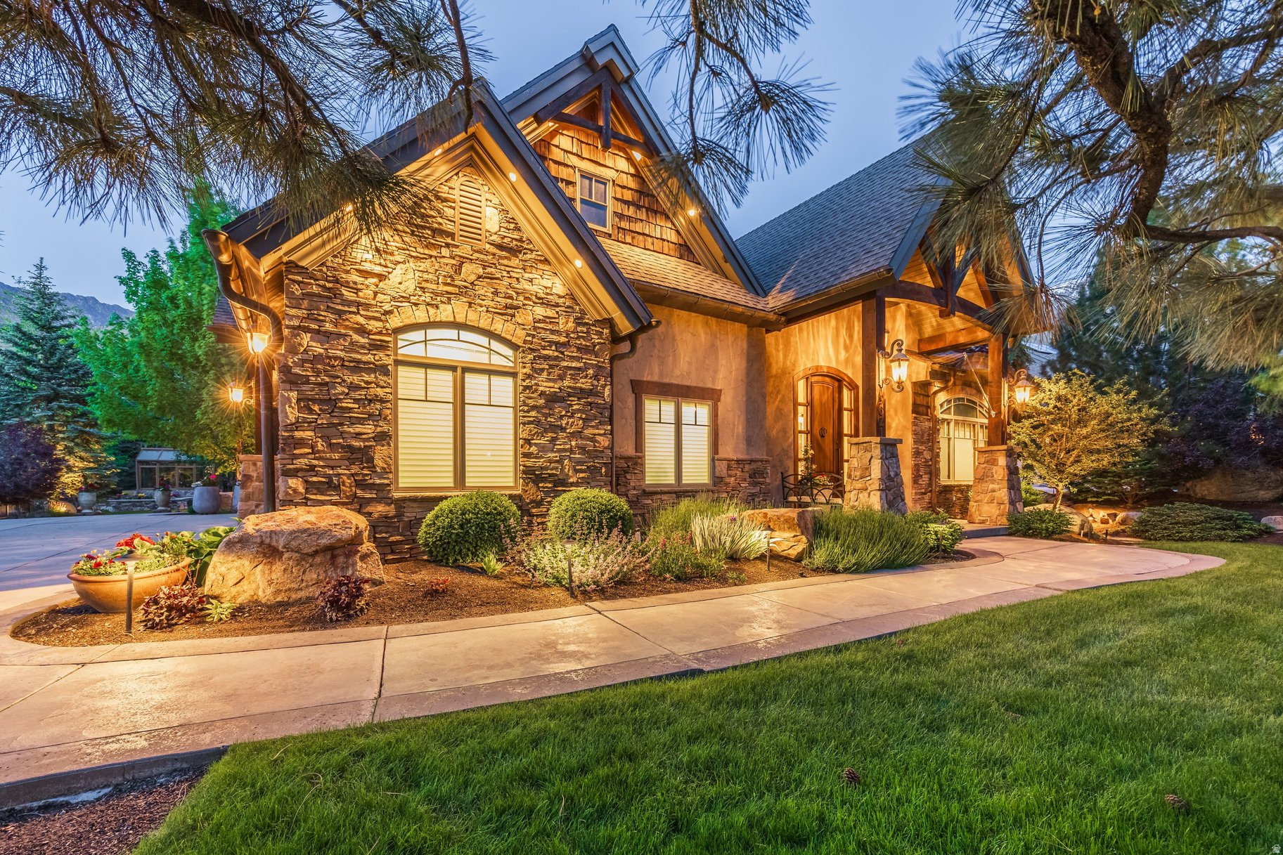 main property photo 46