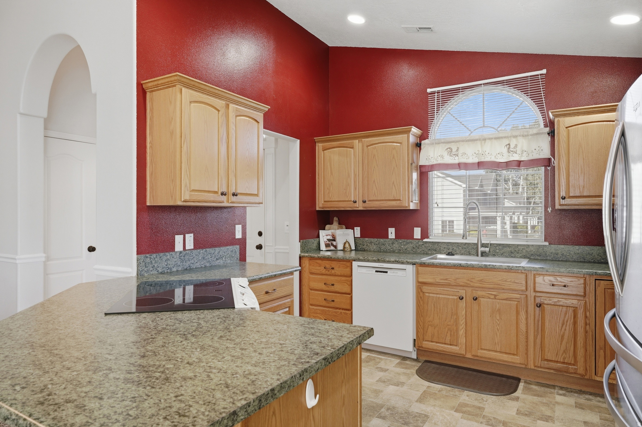 main property photo 12