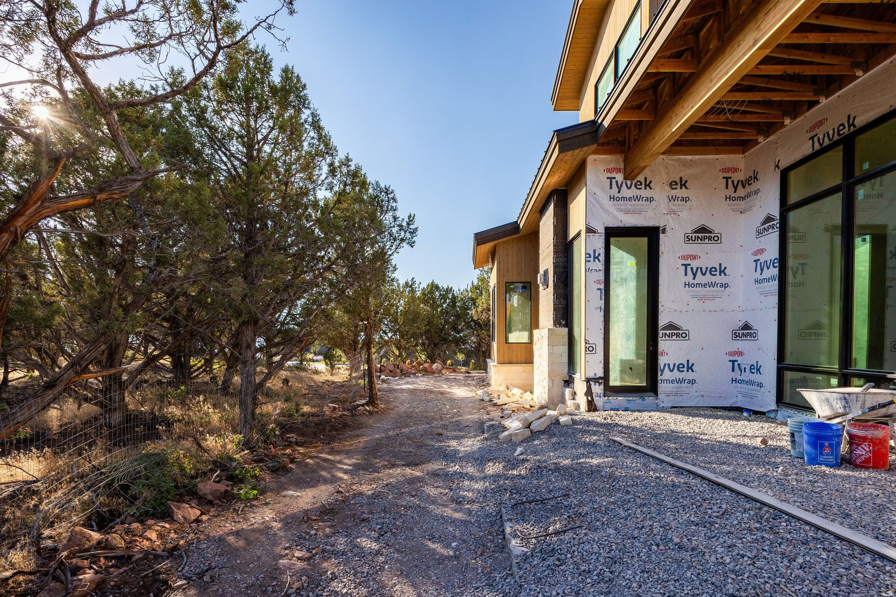 main property photo 59