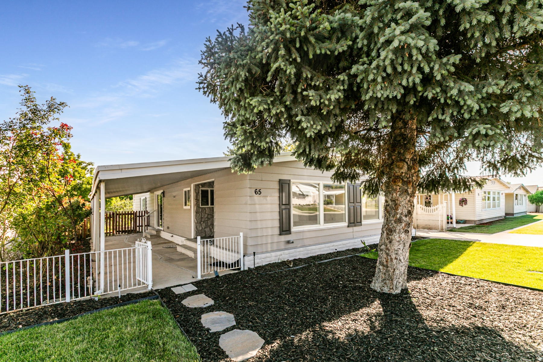 main property photo 1