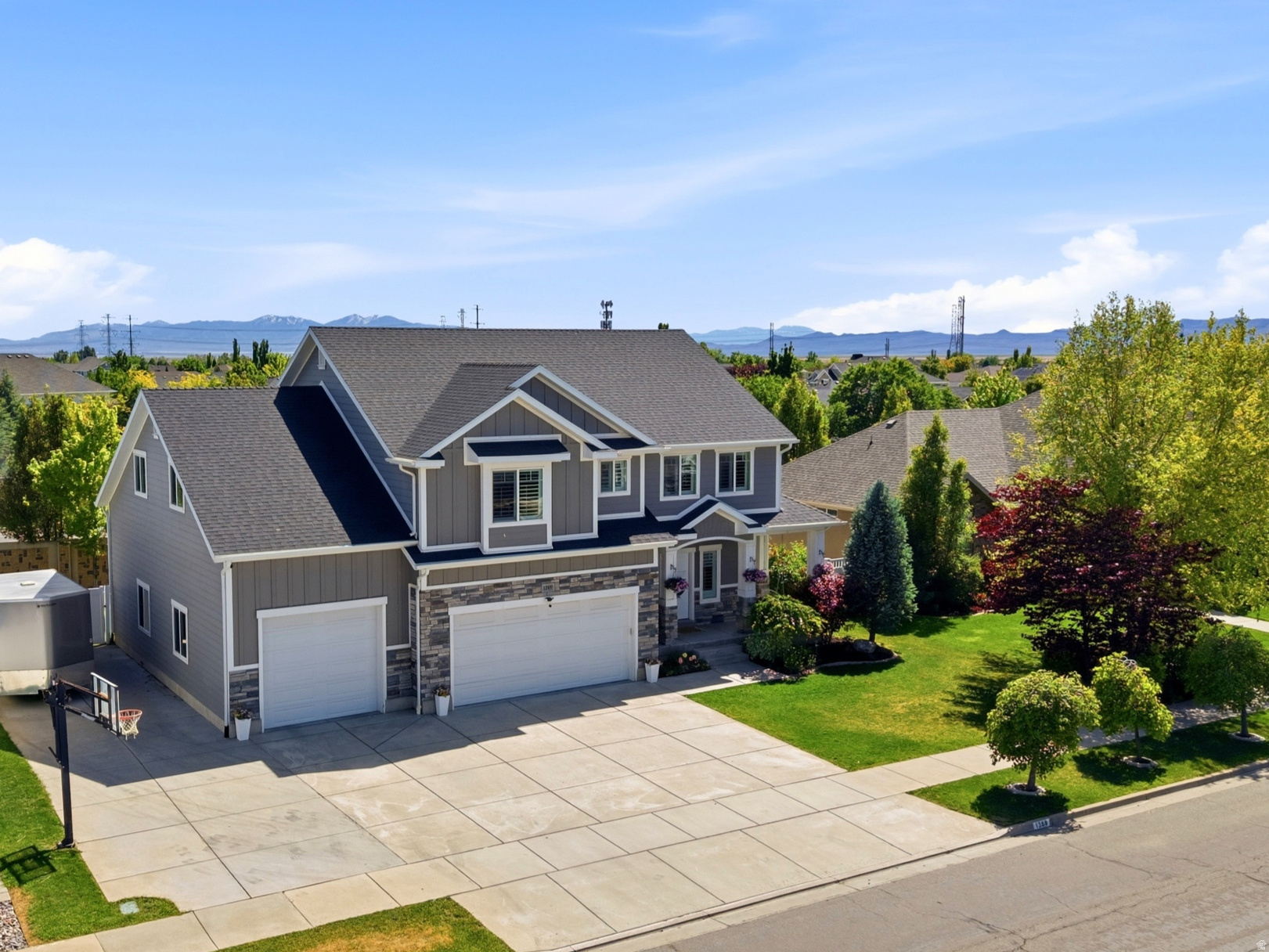 main property photo 63