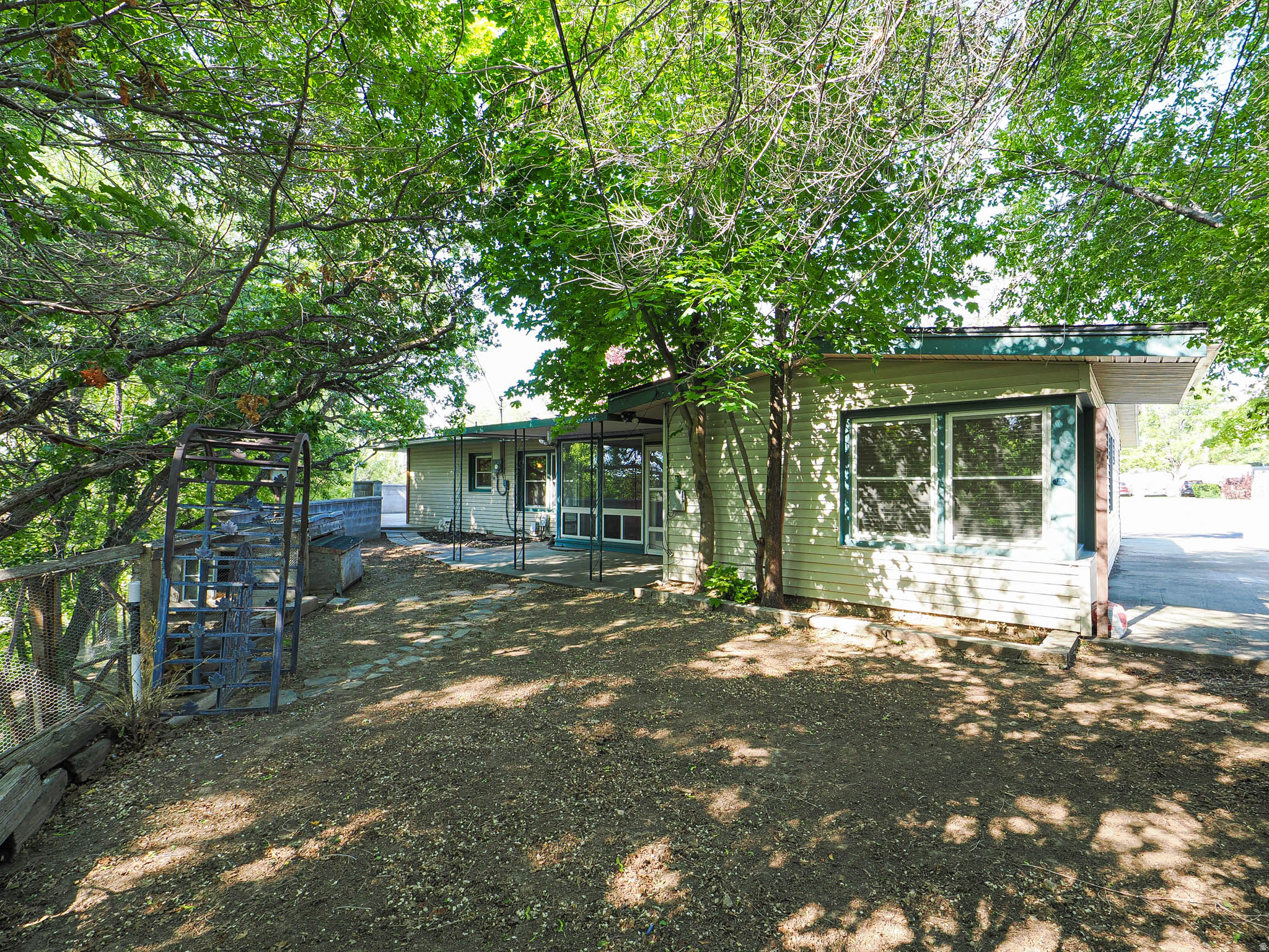 main property photo 26
