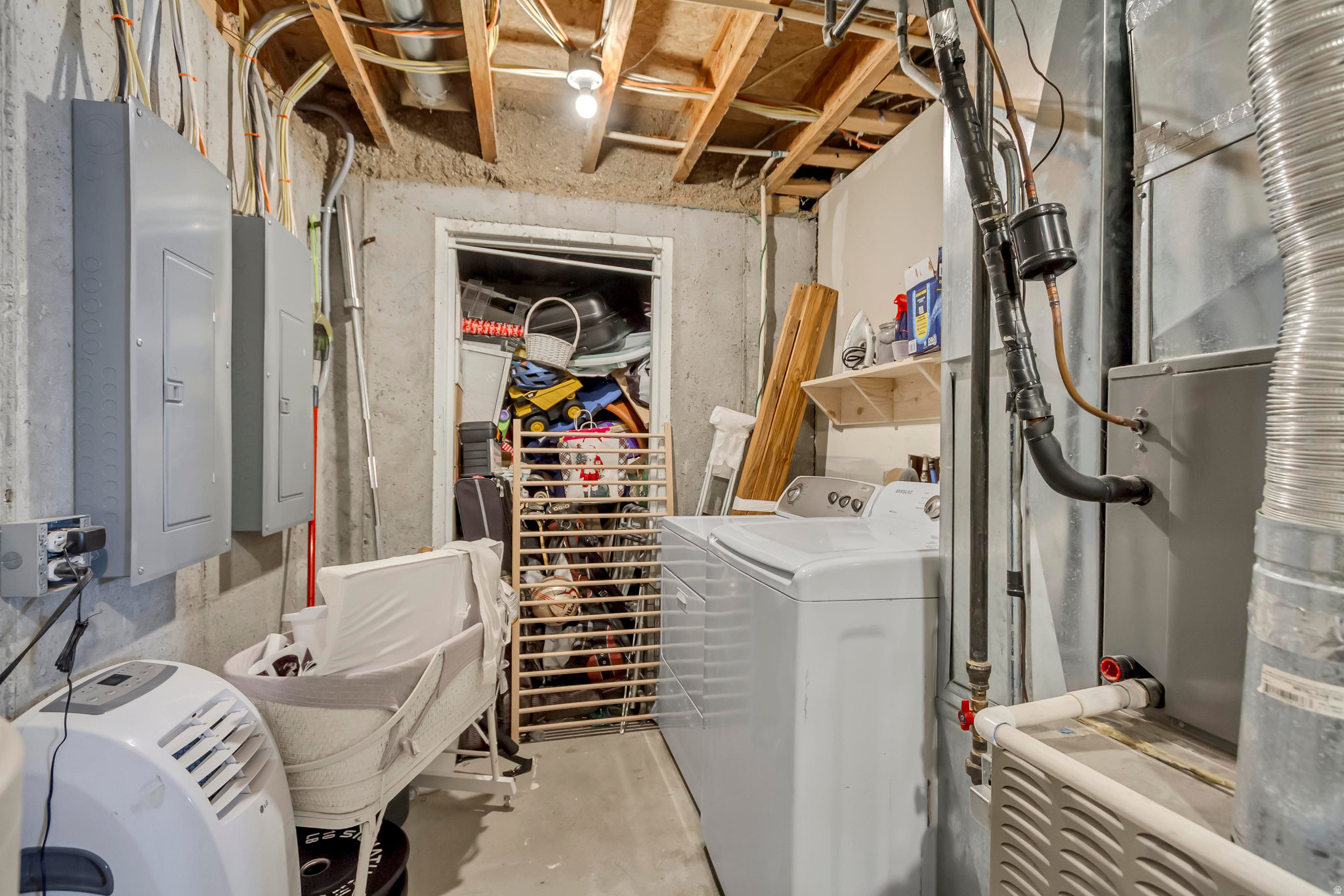 main property photo 41