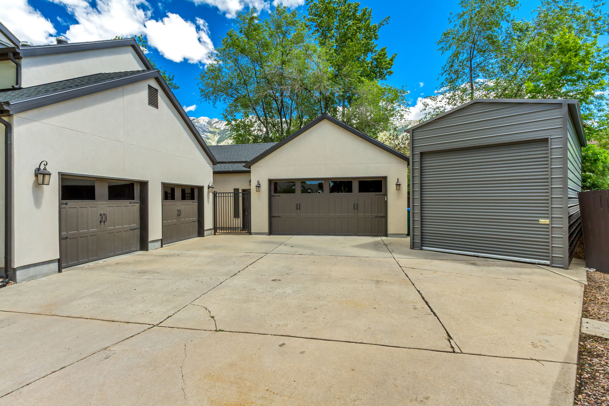 main property photo 67