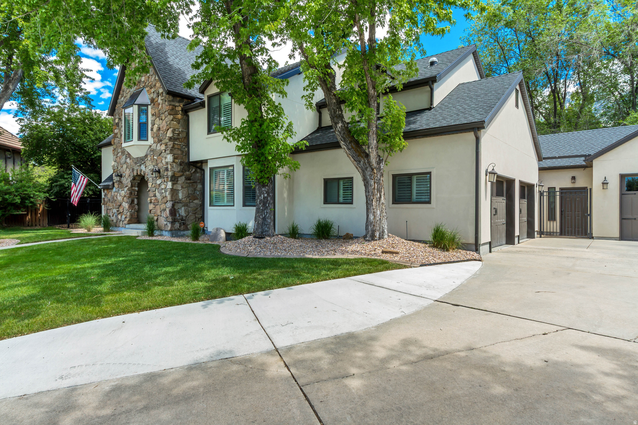 main property photo 68