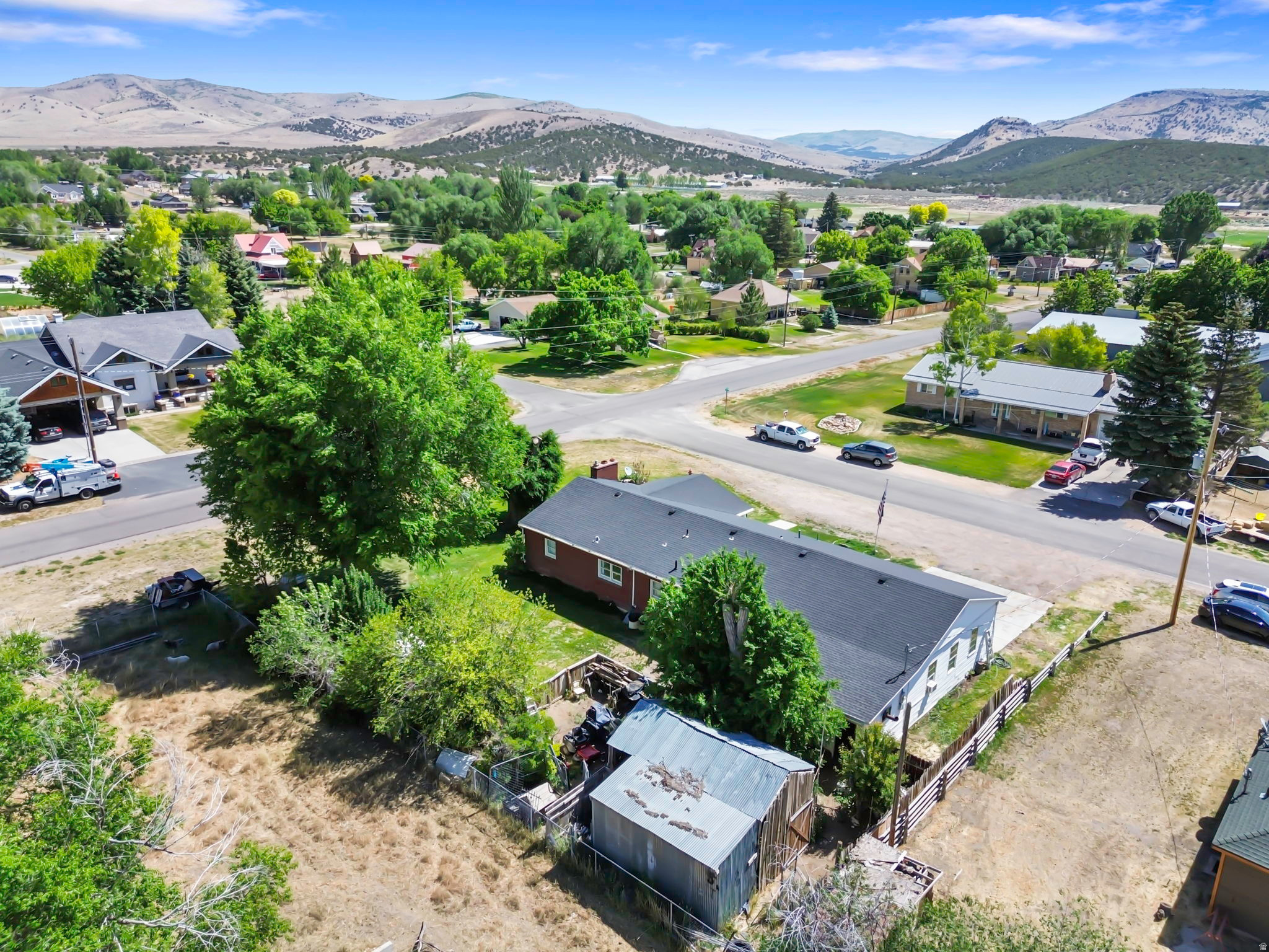 main property photo 34