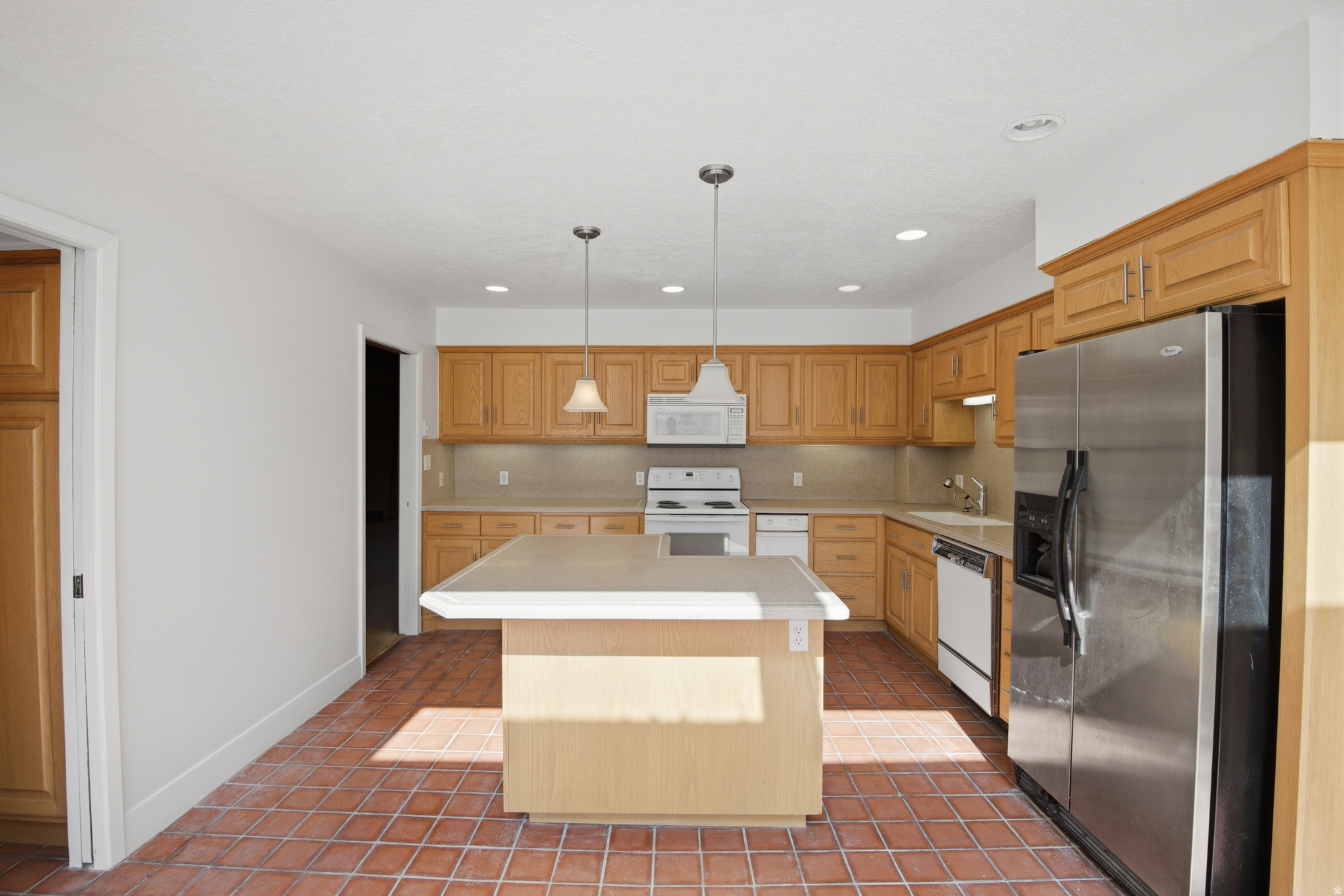 main property photo 14