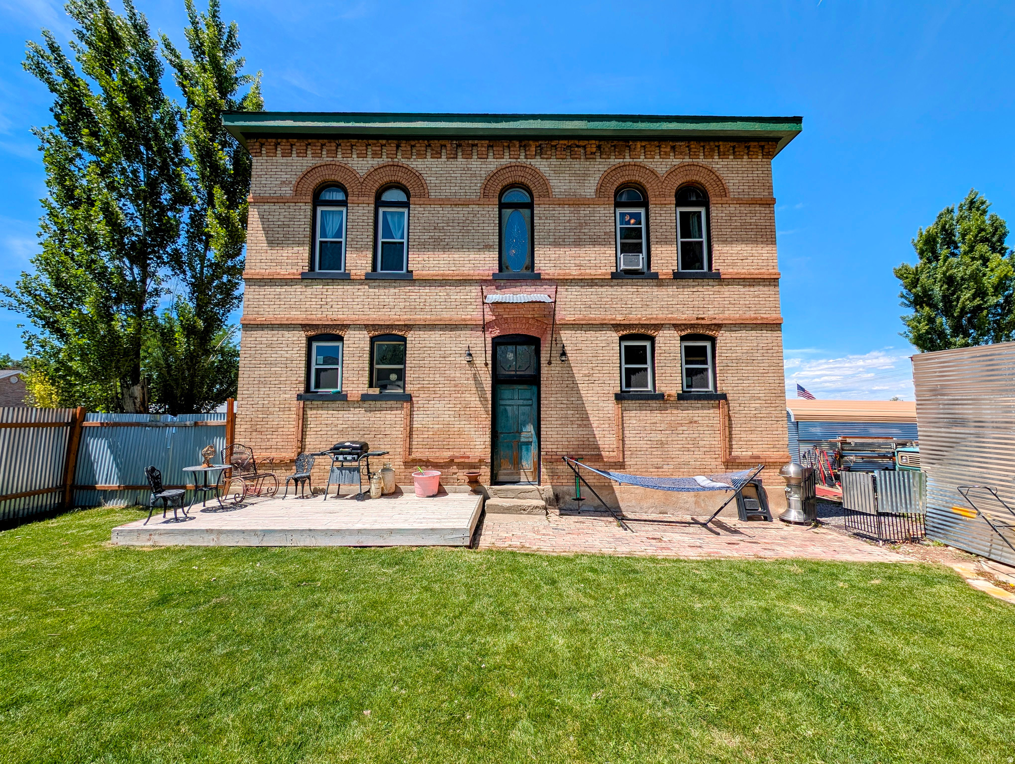 main property photo 13