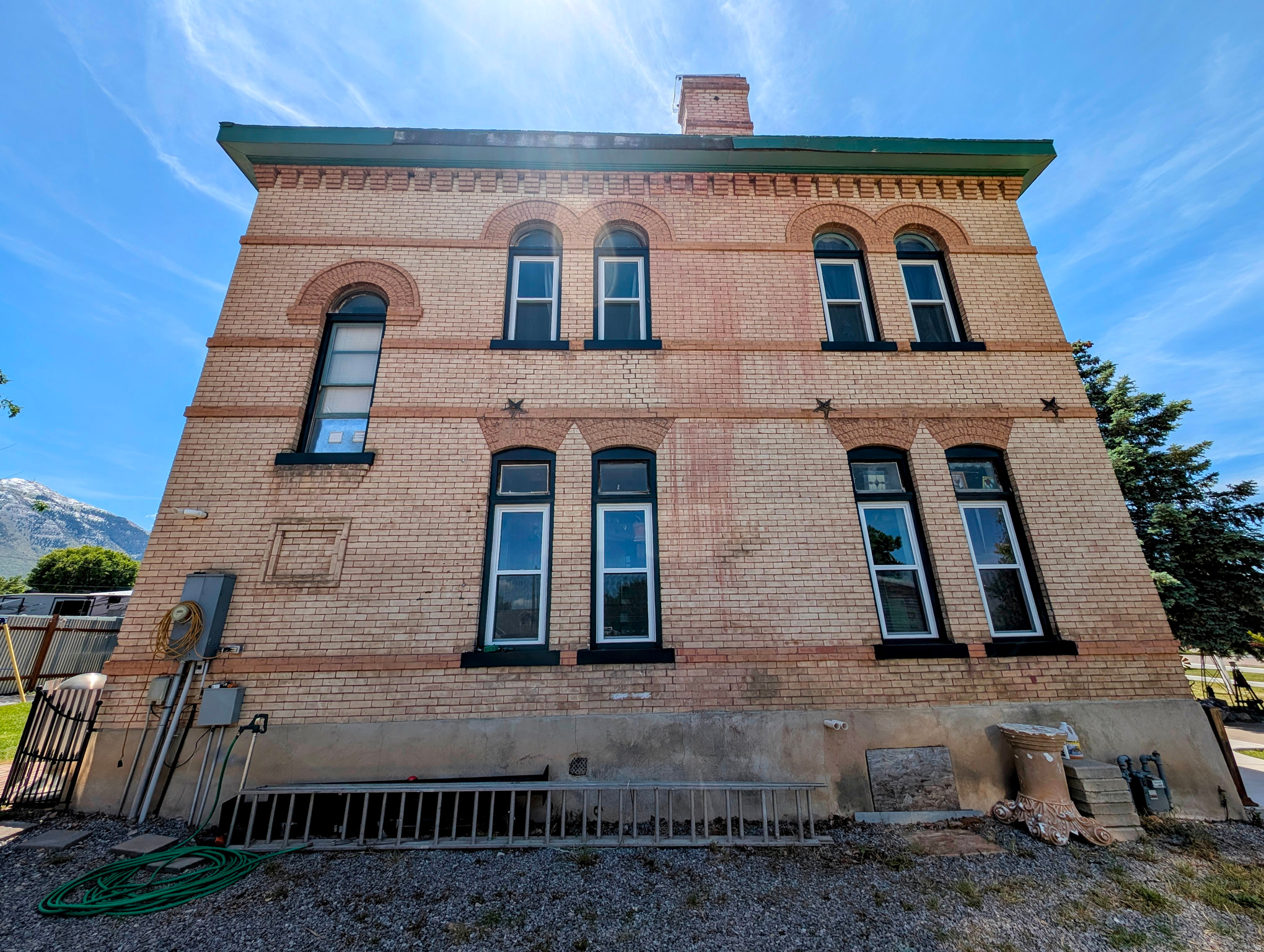 main property photo 8
