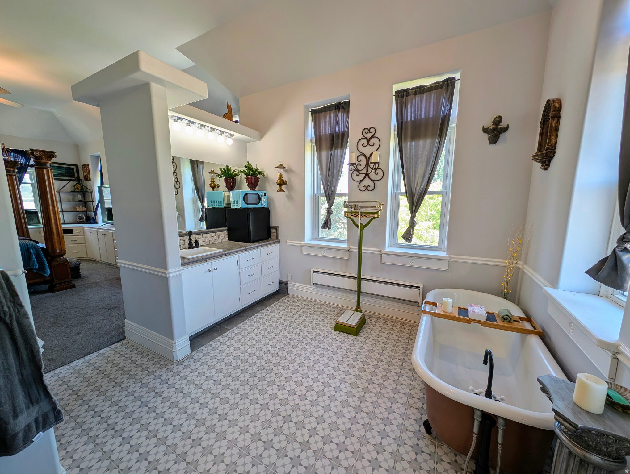 main property photo 89