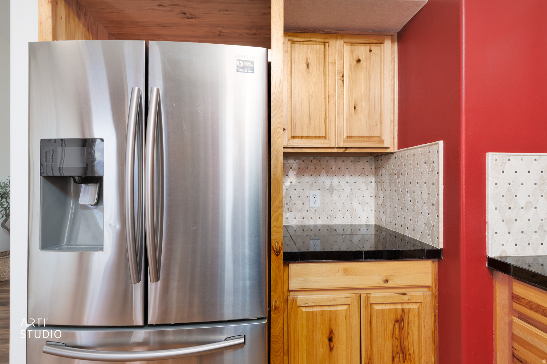 main property photo 11