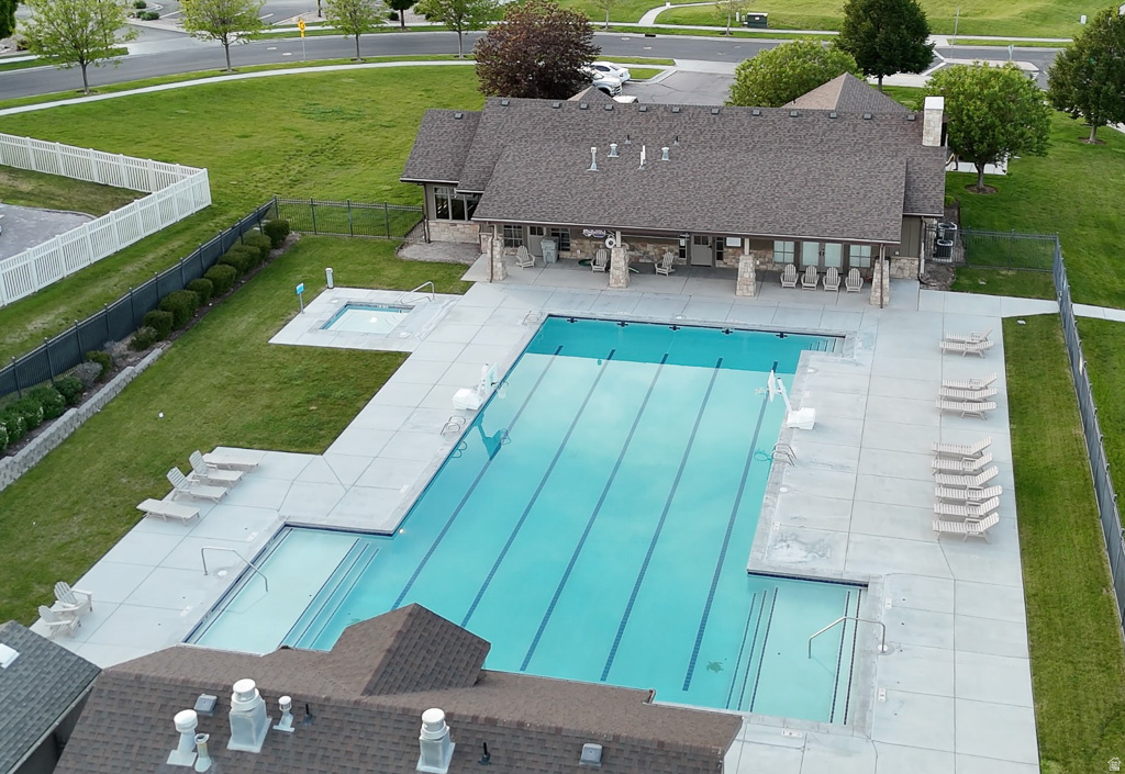main property photo 45