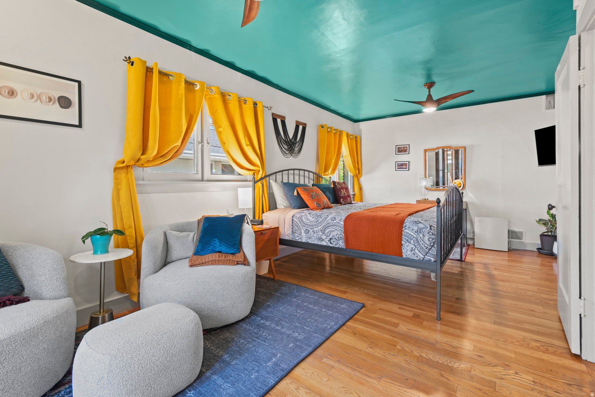 main property photo 17