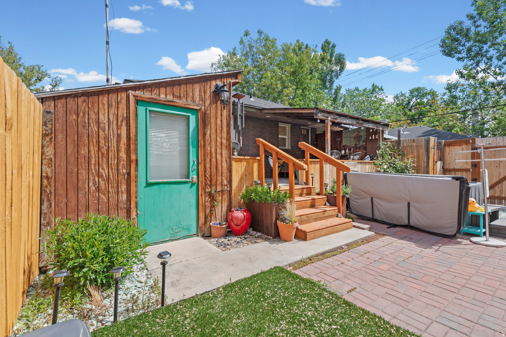 main property photo 26