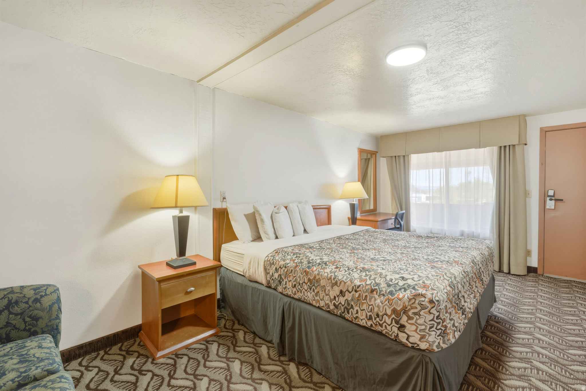main property photo 31