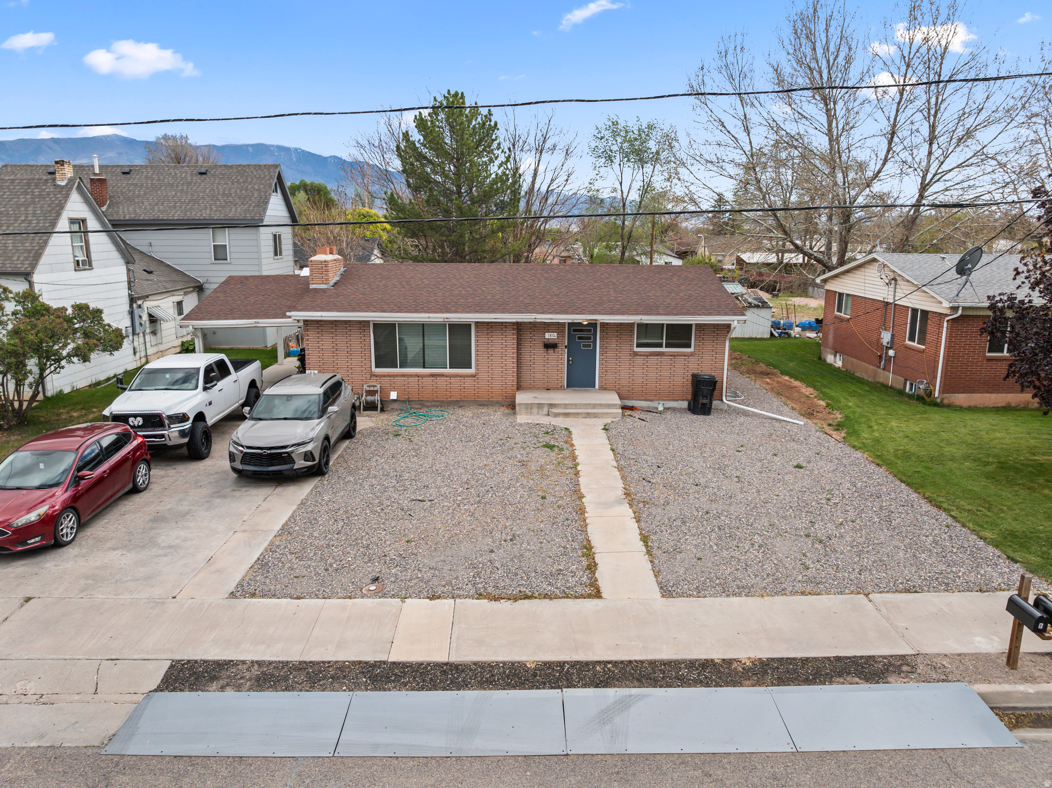 main property photo 37