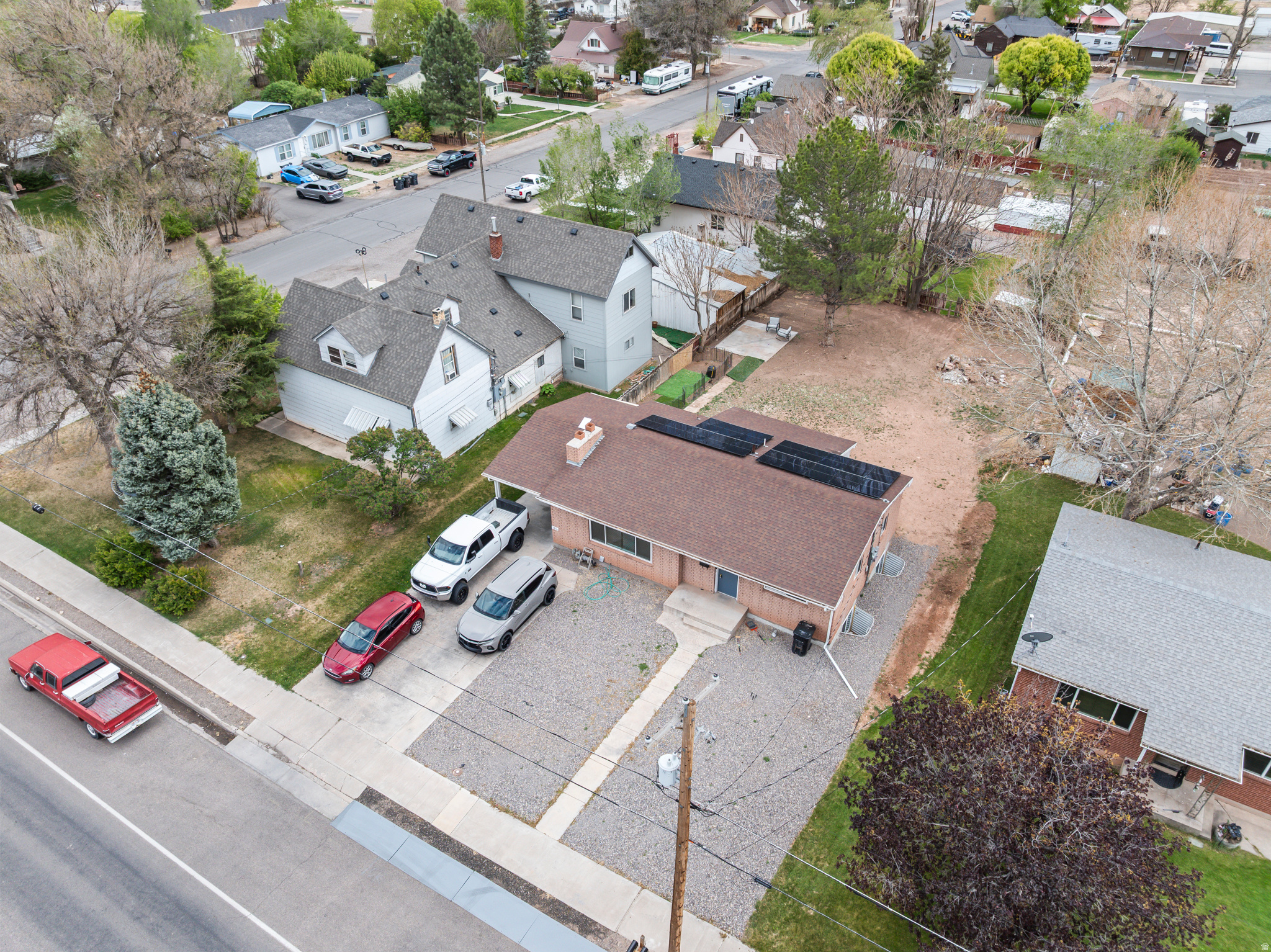 main property photo 38