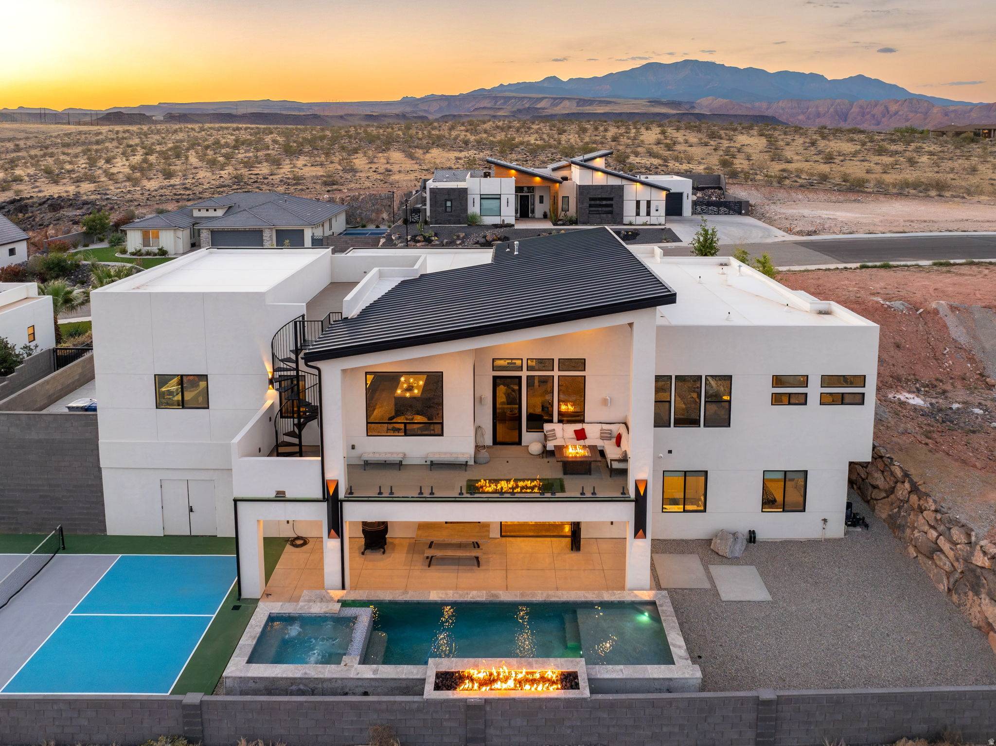 main property photo 20
