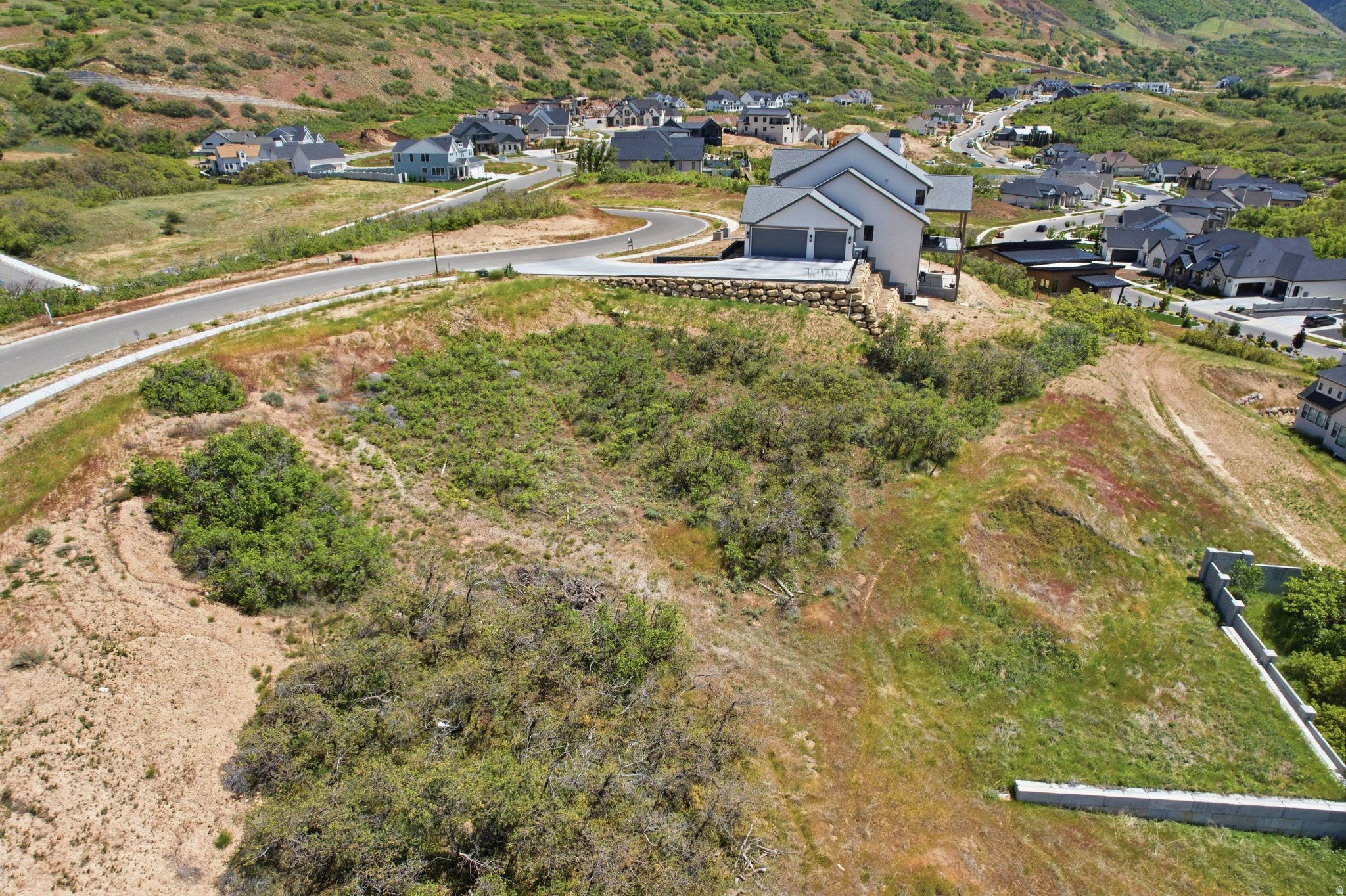 main property photo 19