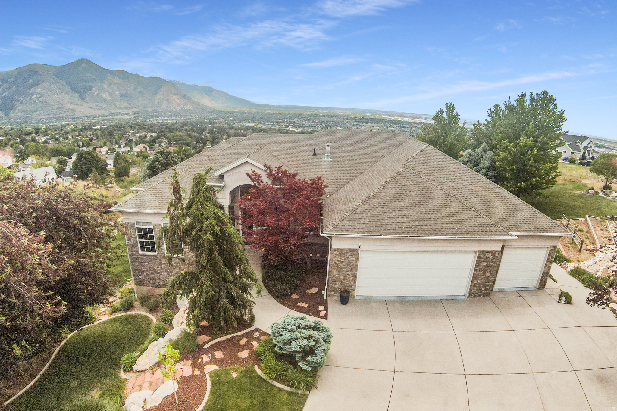 main property photo 60
