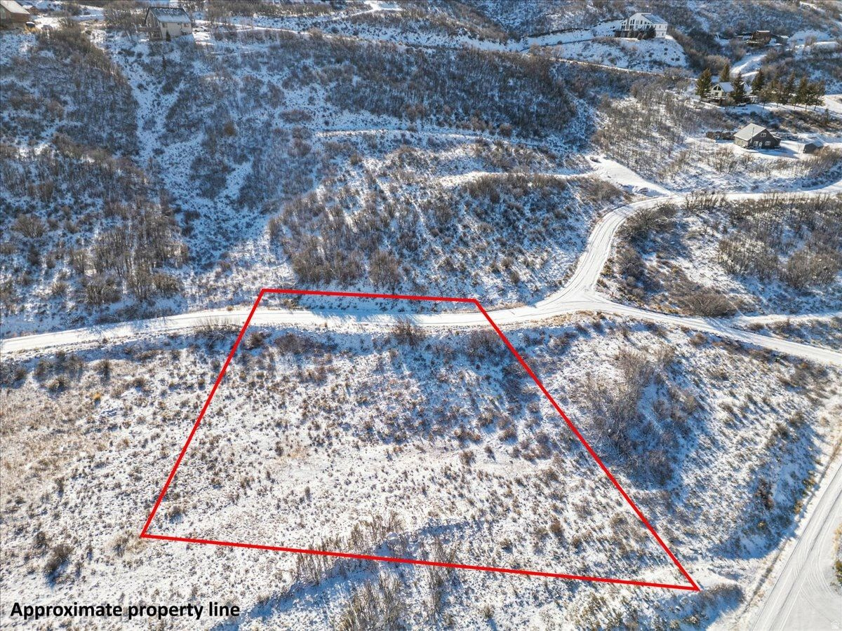 main property photo 23