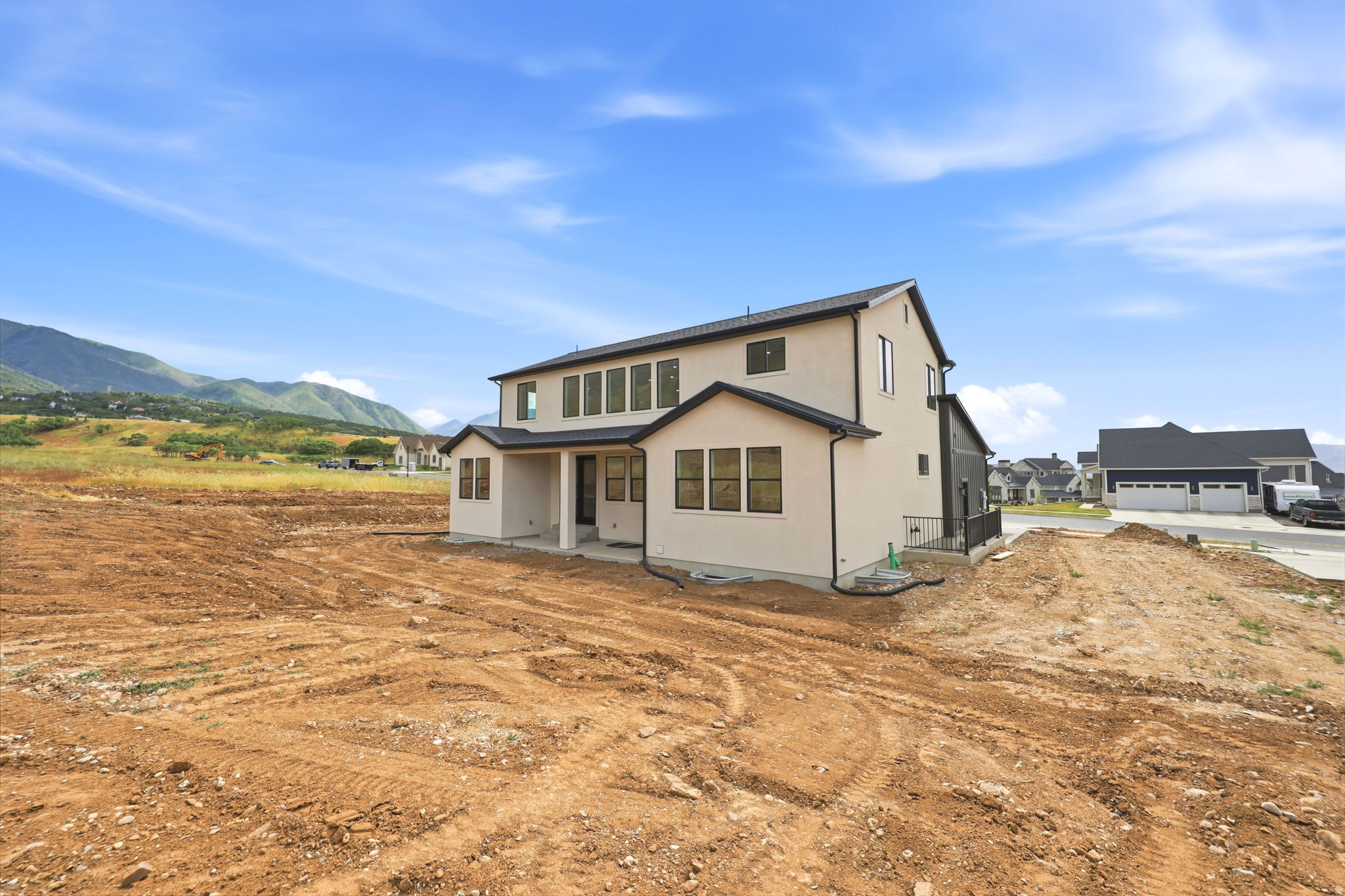 main property photo 40