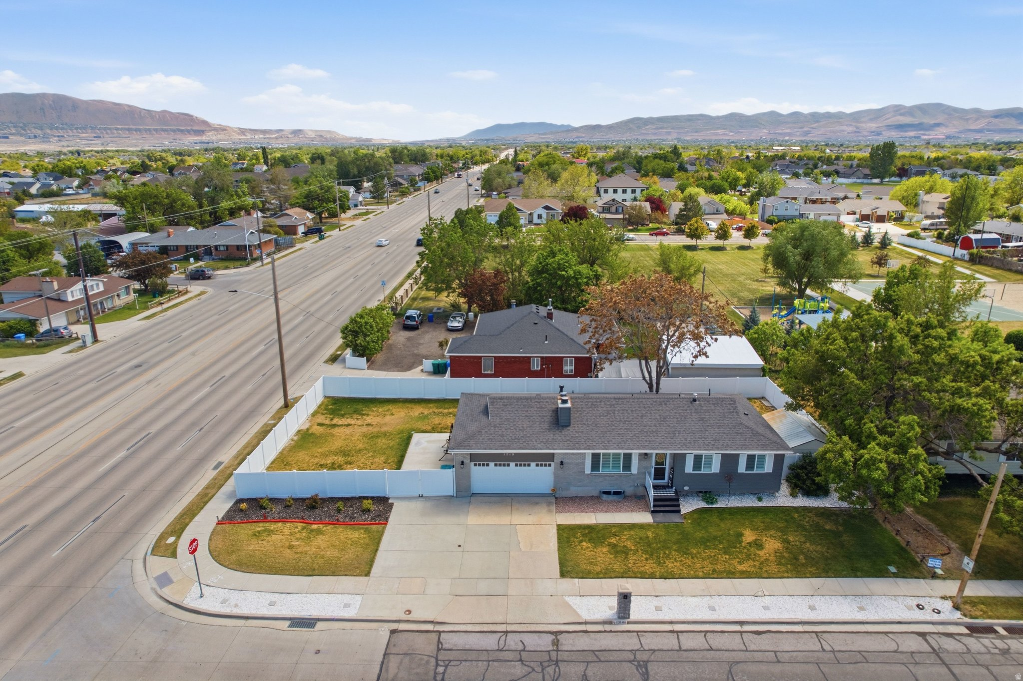 main property photo 63