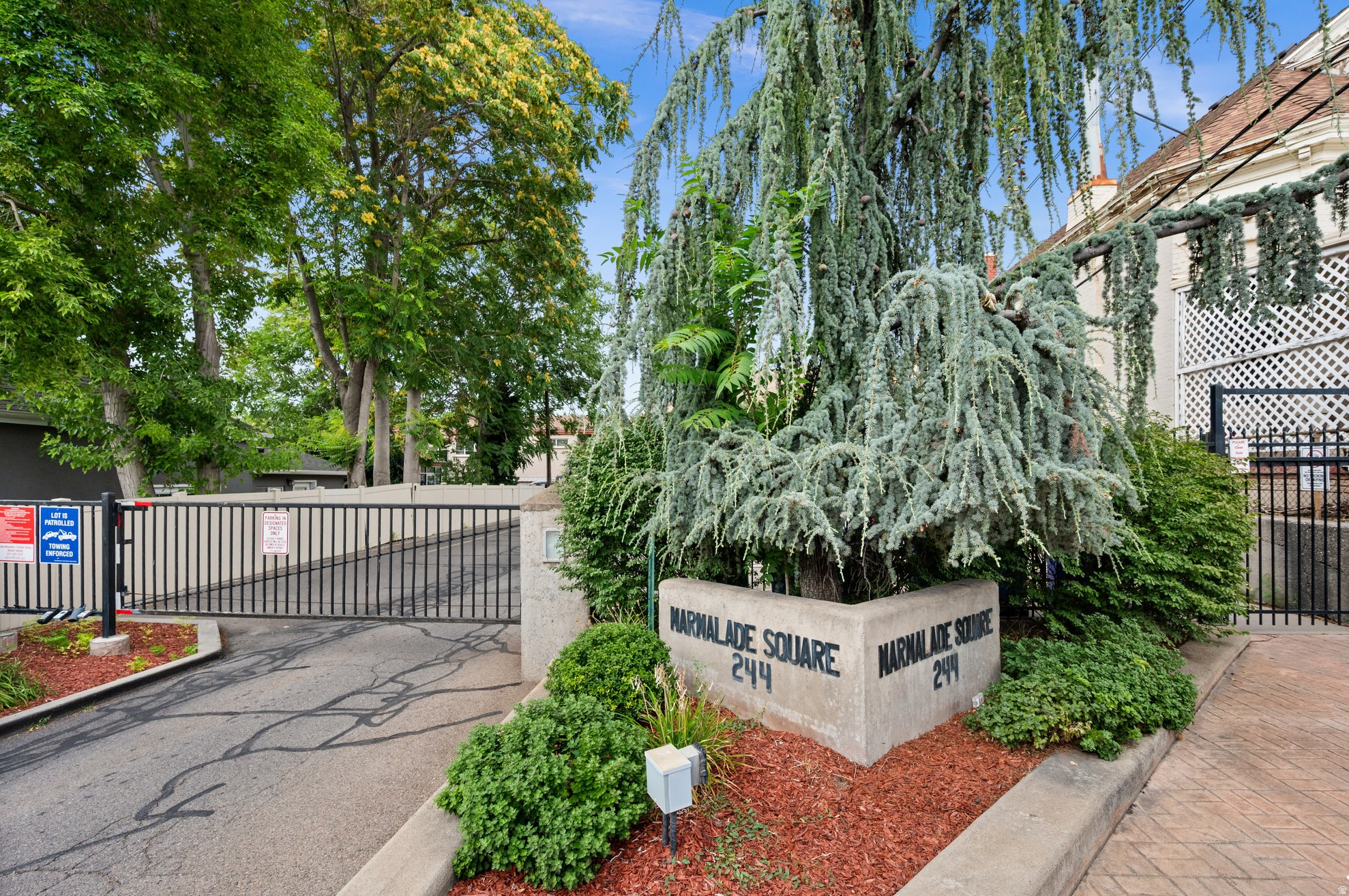 main property photo 19