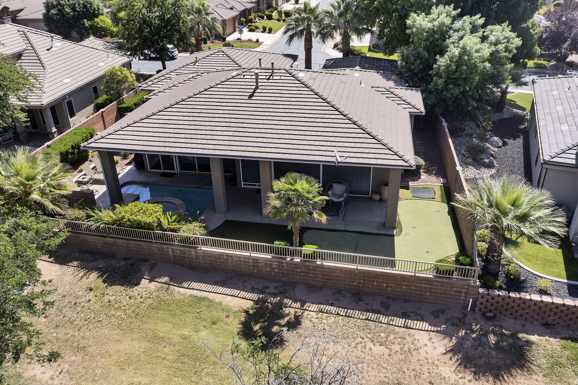 main property photo 41
