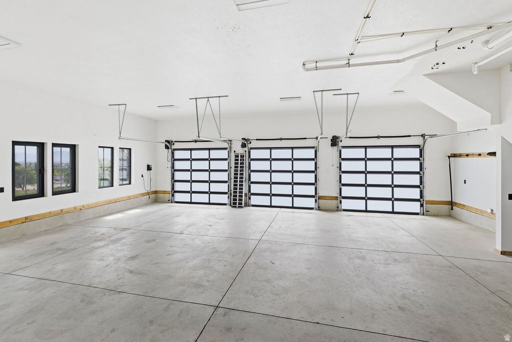 main property photo 89