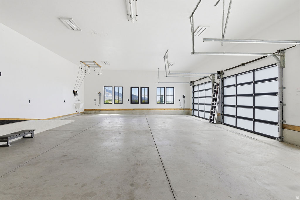 main property photo 90