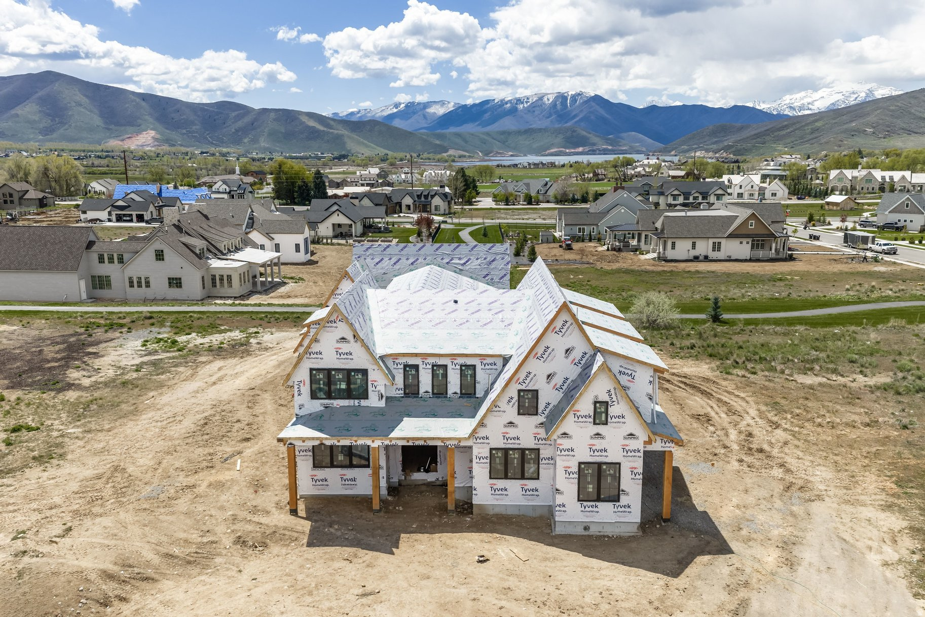main property photo 24