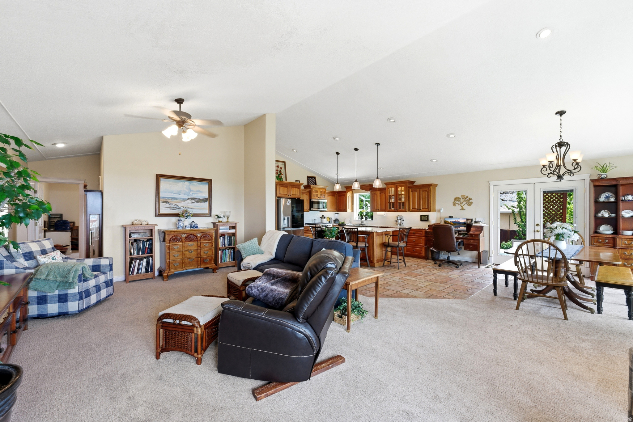 main property photo 10