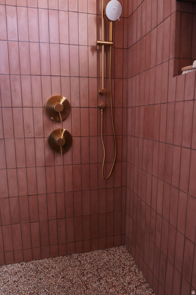 main property photo 96