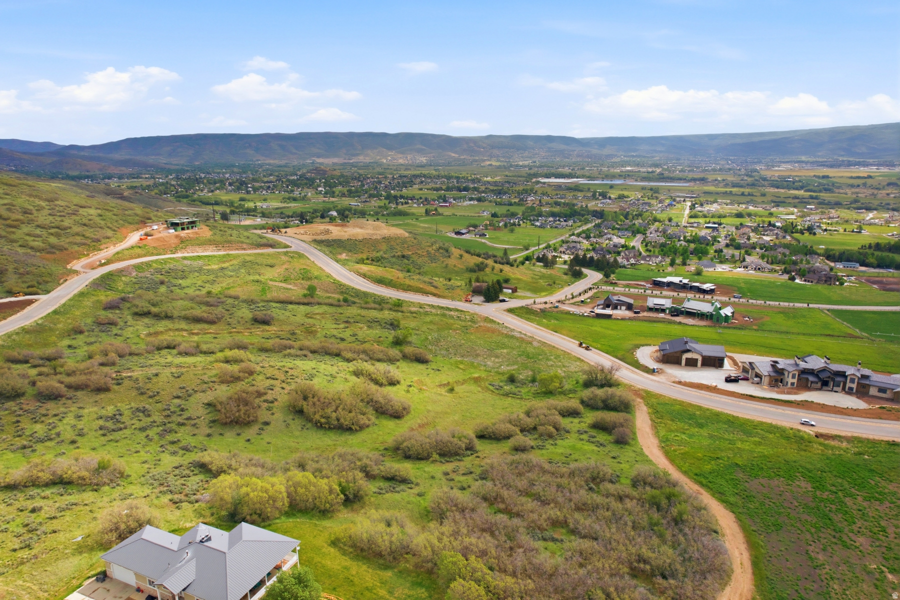 main property photo 14