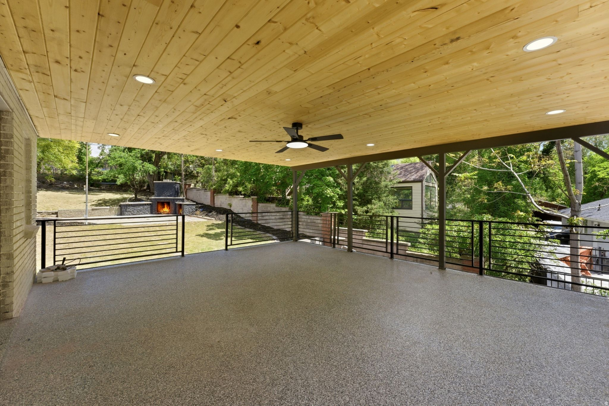 main property photo 26