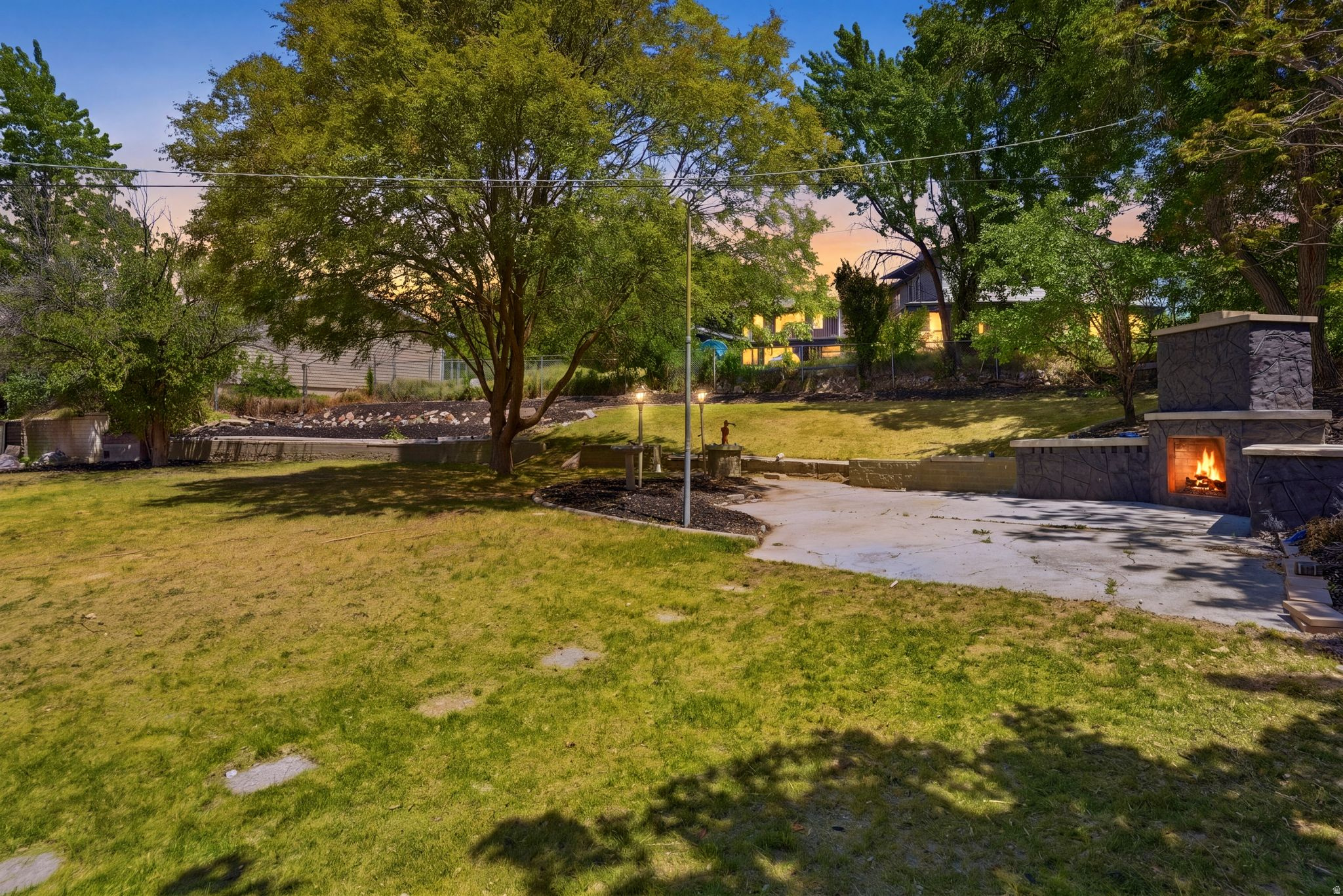 main property photo 41
