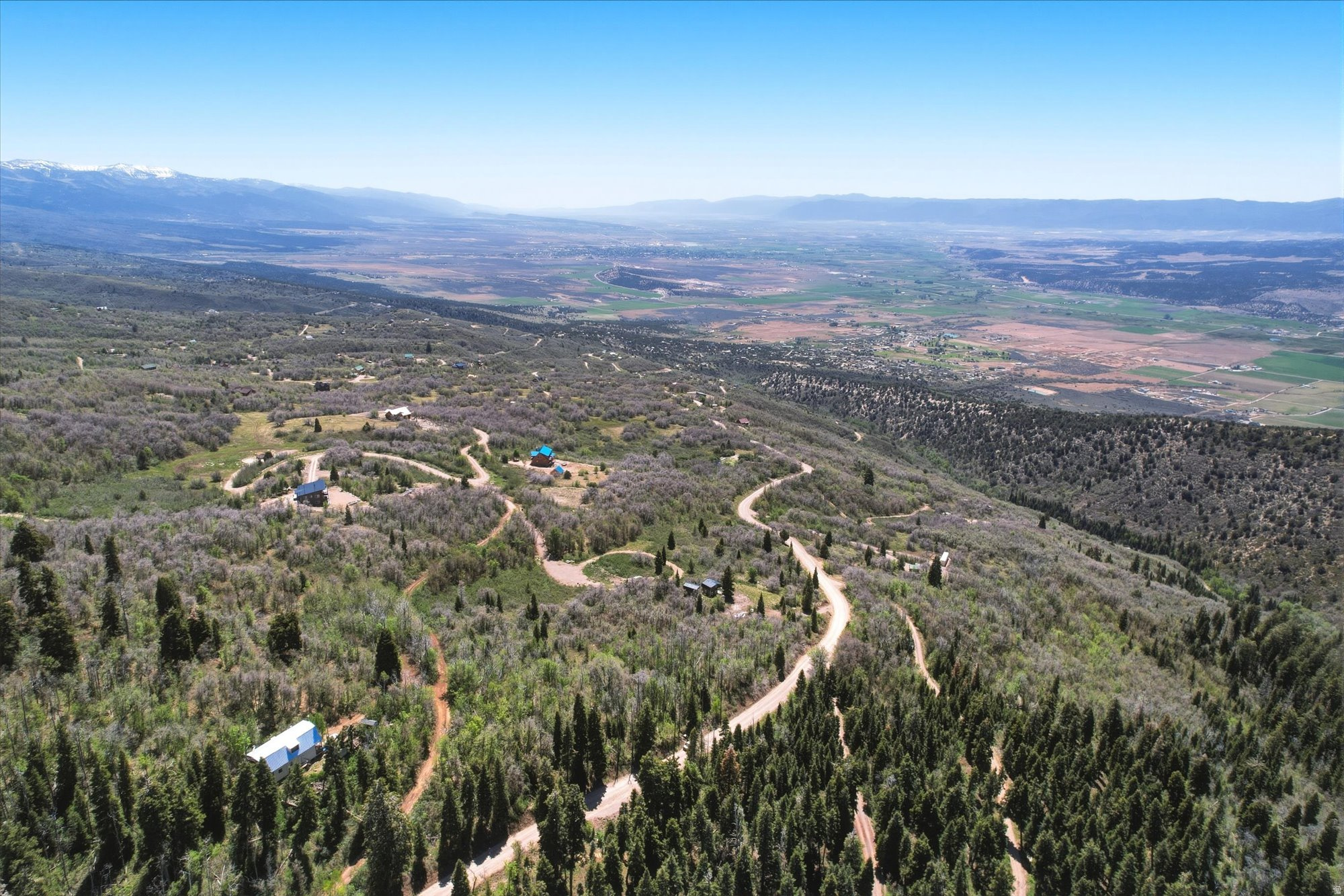 main property photo 11