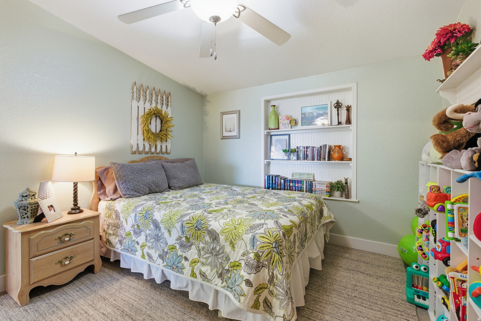 main property photo 25