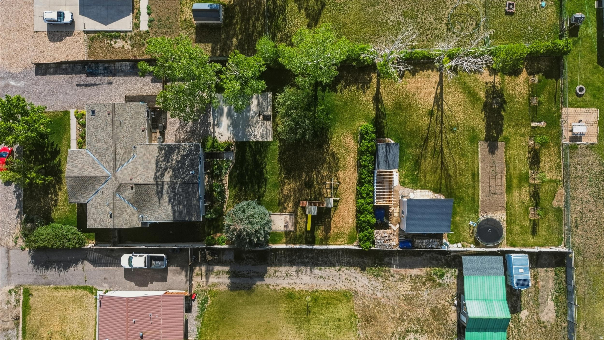 main property photo 60